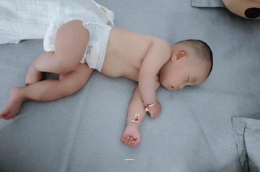 孝义三个月宝宝头围